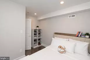 1806 N Marshall St, Philadelphia, PA 19122 - Photo 8