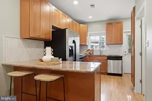 2405 Catharine St, Philadelphia, PA 19146 - Photo 8
