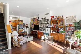 1910 N 17th St, Philadelphia, PA 19121 - Photo 2