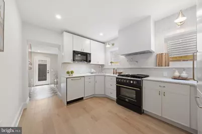 809 S 19th Street, Philadelphia, PA 19146 - Photo 14