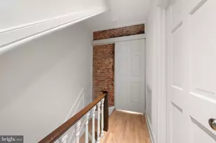 809 S 19th St, Philadelphia, PA 19146 - Photo 32