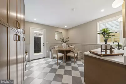 809 S 19th Street, Philadelphia, PA 19146 - Photo 2