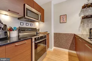 934 N 3rd St, Philadelphia, PA 19123 - Photo 16