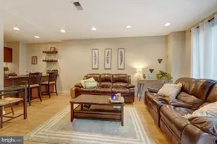 934 N 3rd St, Philadelphia, PA 19123 - Photo 10