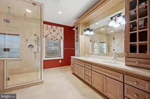 915 Clinton St, Philadelphia, PA 19107 - Photo 16
