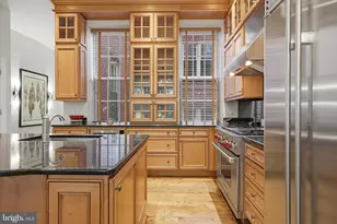 915 Clinton St, Philadelphia, PA 19107 - Photo 6