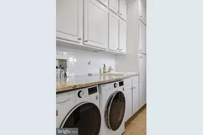 915 Clinton Street #203, Philadelphia, PA 19107 - Photo 22