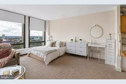 210 Locust Street #19CW, Philadelphia, PA 19106 - Photo 1