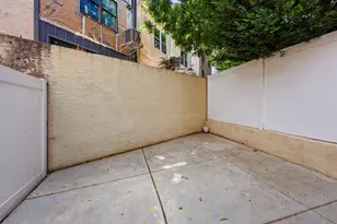 2508 Christian St, Philadelphia, PA 19146 - Photo 12