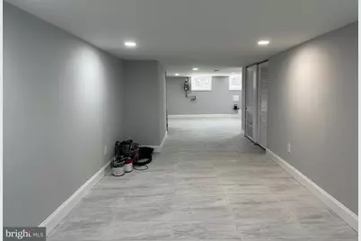 2231 Tasker Street, Philadelphia, PA 19145 - Photo 38