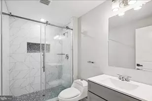 2620 Emerald St, Philadelphia, PA 19125 - Photo 8