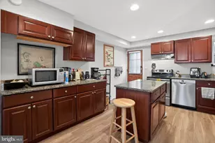 2623 Emerald St, Philadelphia, PA 19125 - Photo 6