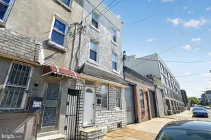2623 Emerald St, Philadelphia, PA 19125 - Photo 2