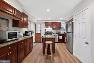 2623 Emerald St, Philadelphia, PA 19125 - Photo 8