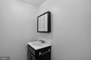 2623 Emerald St, Philadelphia, PA 19125 - Photo 30