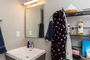 912 N 16th St, Philadelphia, PA 19130 - Photo 14