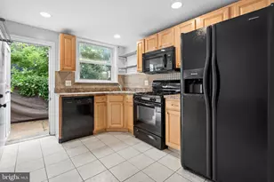 2529 E Albert St, Philadelphia, PA 19125 - Photo 10