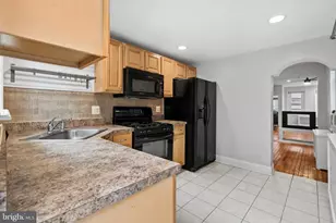 2529 E Albert St, Philadelphia, PA 19125 - Photo 12