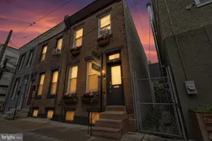 2529 E Albert St, Philadelphia, PA 19125 - Photo 2
