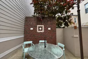 768 S 6th St, Philadelphia, PA 19147 - Photo 28