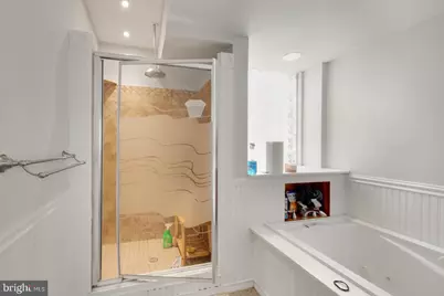 920 S 16th Street, Philadelphia, PA 19146 - Photo 34