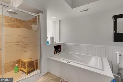 920 S 16th Street, Philadelphia, PA 19146 - Photo 32