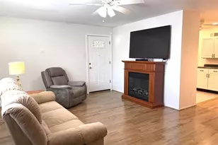 7912 Calvert St, Philadelphia, PA 19152 - Photo 4