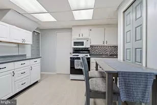 7912 Calvert St, Philadelphia, PA 19152 - Photo 18