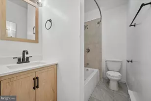 1226 W Westmoreland St, Philadelphia, PA 19140 - Photo 14