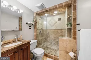 1139 Tasker St, Philadelphia, PA 19148 - Photo 20