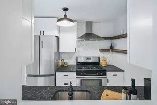 1443 E Oxford St, Philadelphia, PA 19125 - Photo 6