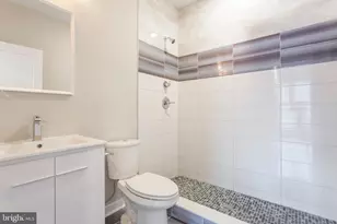 2010 N 8th St, Philadelphia, PA 19122 - Photo 22