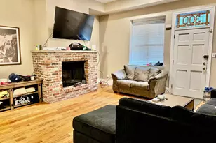 300 Lombard St, Philadelphia, PA 19147 - Photo 4
