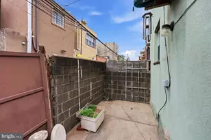 1108 Wolf St, Philadelphia, PA 19148 - Photo 24