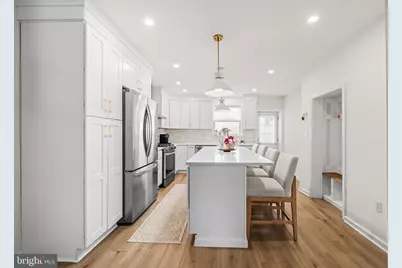 2061 Saint Albans Street, Philadelphia, PA 19146 - Photo 8