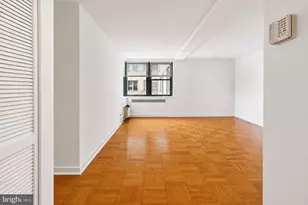 2601 Pennsylvania Ave, Philadelphia, PA 19130 - Photo 6