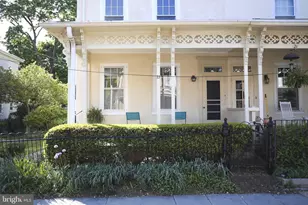 23 W Gravers Ln, Philadelphia, PA 19118 - Photo 2