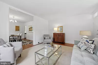 23 W Gravers Lane, Philadelphia, PA 19118 - Photo 6