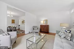 23 W Gravers Ln, Philadelphia, PA 19118 - Photo 6