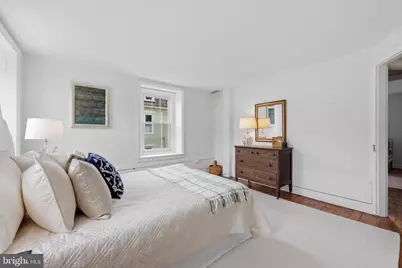 23 W Gravers Lane, Philadelphia, PA 19118 - Photo 22