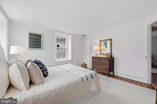 23 W Gravers Ln, Philadelphia, PA 19118 - Photo 22