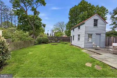 23 W Gravers Lane, Philadelphia, PA 19118 - Photo 36