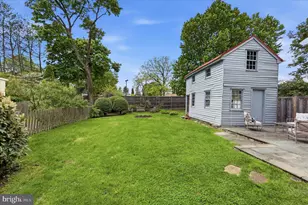 23 W Gravers Ln, Philadelphia, PA 19118 - Photo 36