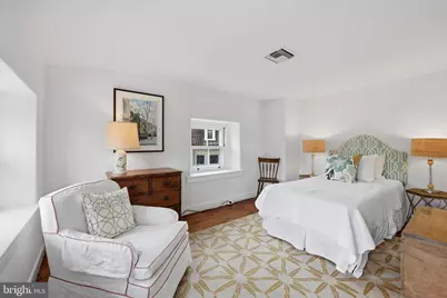 23 W Gravers Lane, Philadelphia, PA 19118 - Photo 26