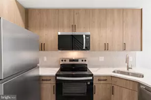 2207 N Franklin St, Philadelphia, PA 19133 - Photo 2