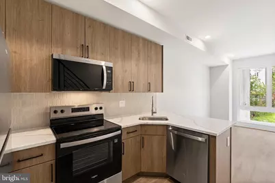 2207 N Franklin Street #2, Philadelphia, PA 19133 - Photo 4