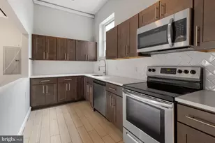 707 W Girard Ave, Philadelphia, PA 19123 - Photo 2