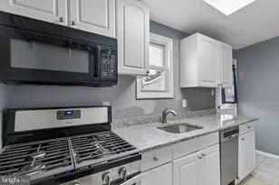 4648 Mansion St, Philadelphia, PA 19127 - Photo 18