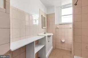 2301 S 16th St, Philadelphia, PA 19145 - Photo 12