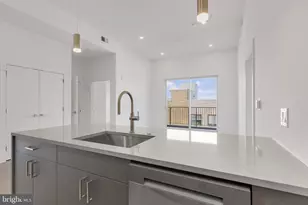 1731 Tilghman St, Philadelphia, PA 19122 - Photo 8